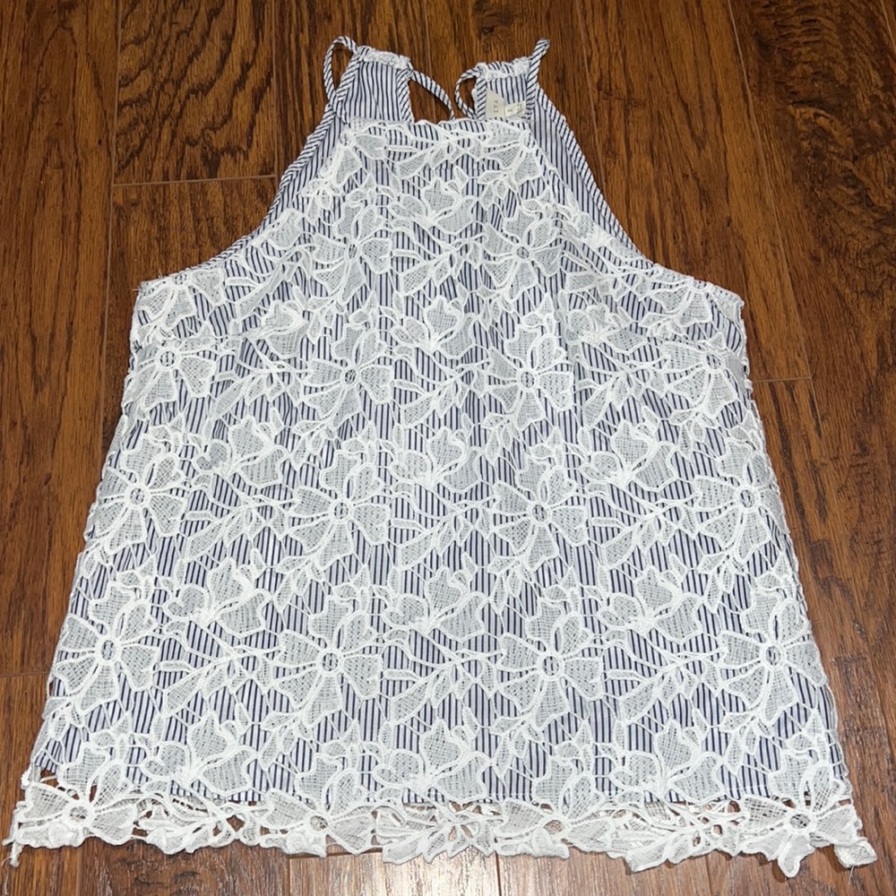 Lace tank